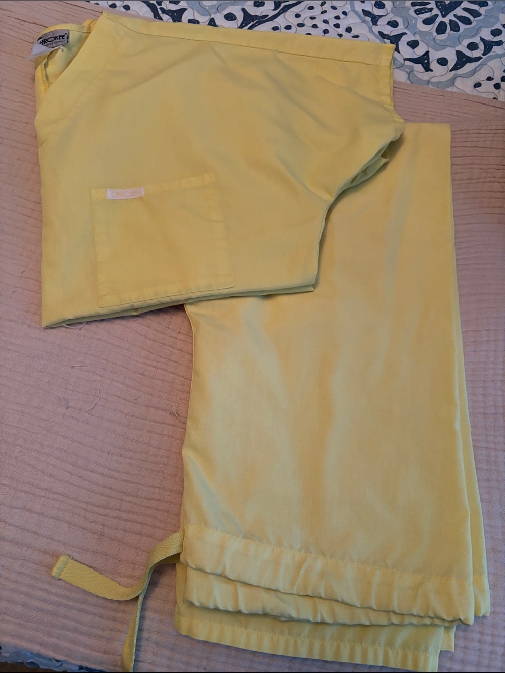 Unbranded Yellow Women's Scrub Pants and Top Set